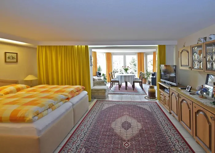 Flat In Bellenberg With Sunbathing Lawn Lejlighed *