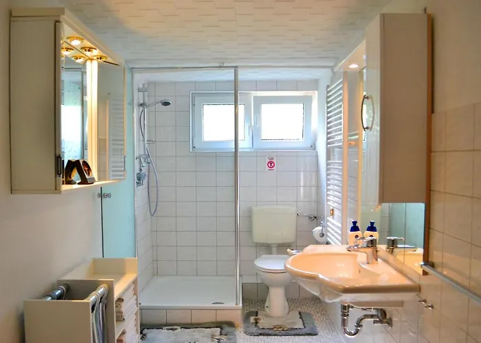 Flat In Bellenberg With Sunbathing Lawn Lejlighed *